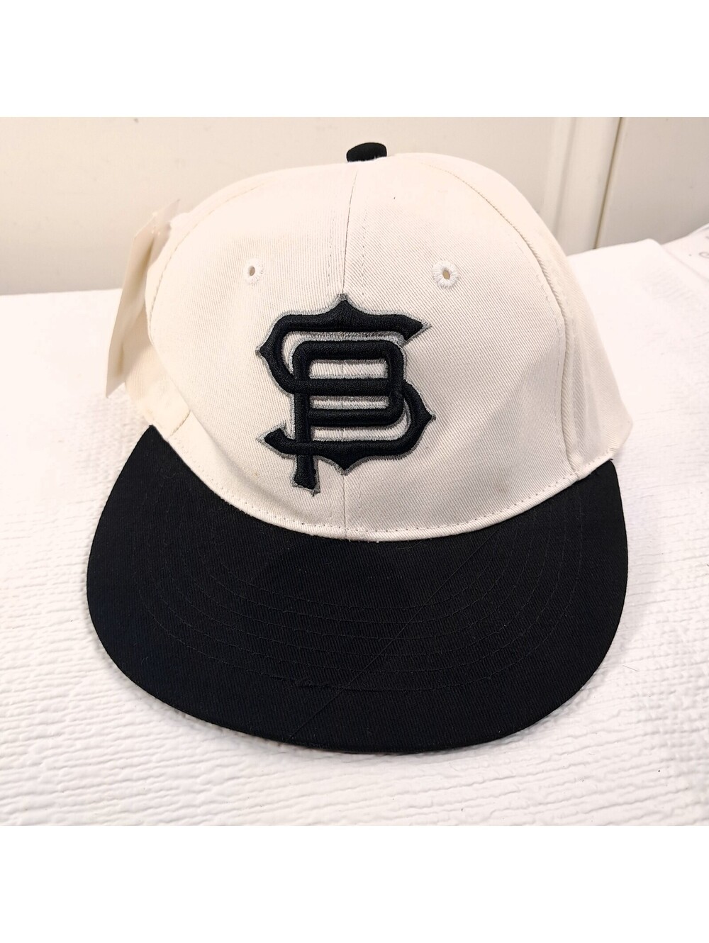 SOUTHPOLE Black White Hat Skater Ball cap SnapBack embroidered logo READ